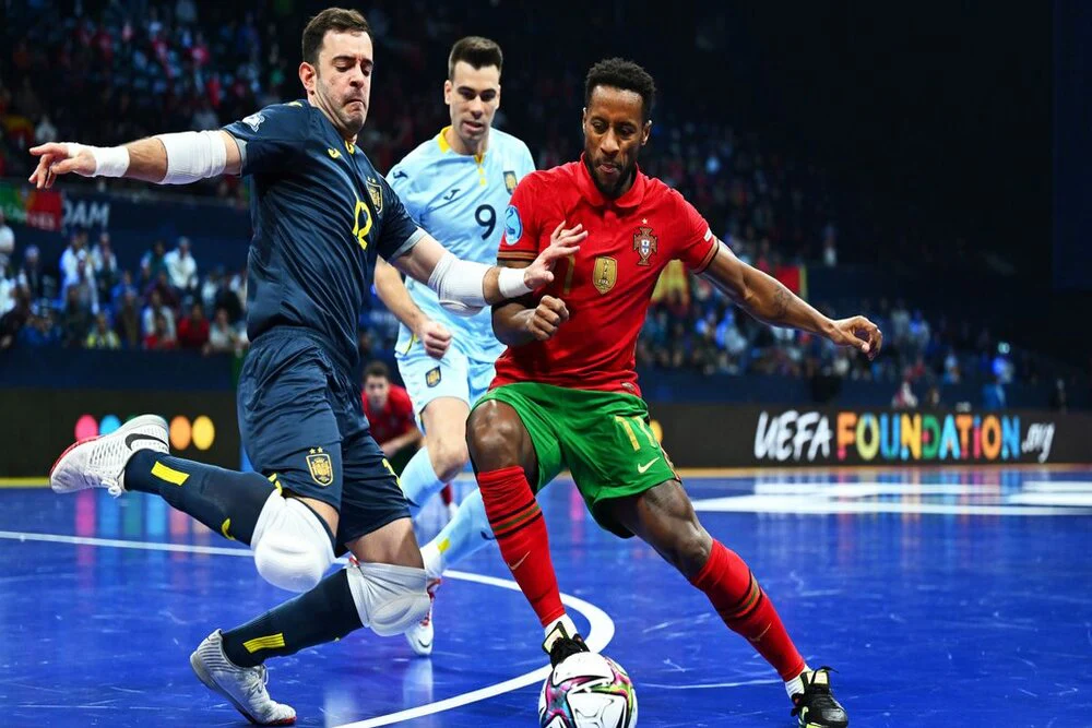 罗马诺：国米未与恩里克沟通离队可能，最终决定尚未做出