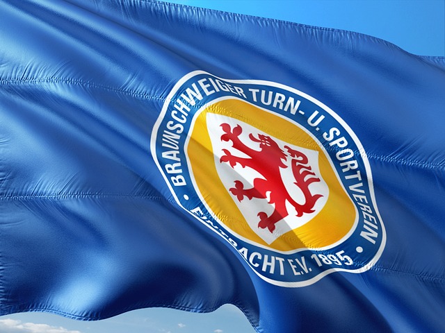 也是对竞技 也是对竞技